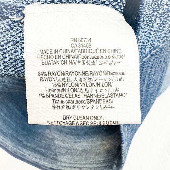 BCBG Maxazria Chevron Patterned Heavy Knit Pencil Skirt Denim Size S - Picture 3 of 6